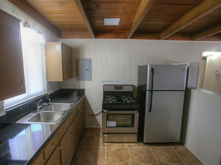 1242 N Roberts Way #94L — Photo 3
