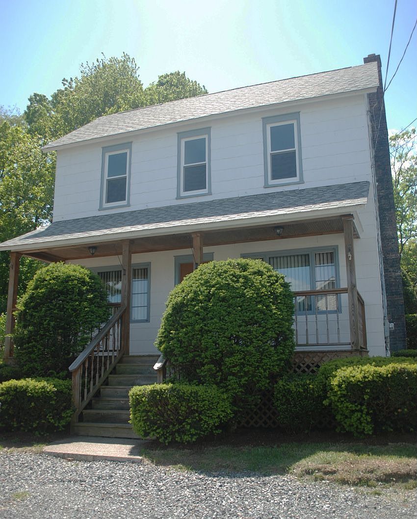 17 East Jewel Street, Roseto, PA 18013 Zillow