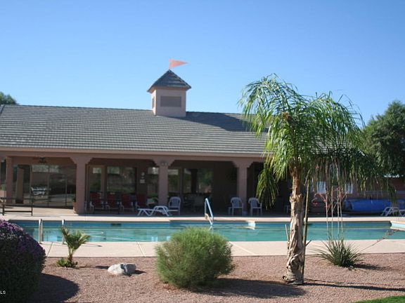 4th image of 1113 N Fairway Dr