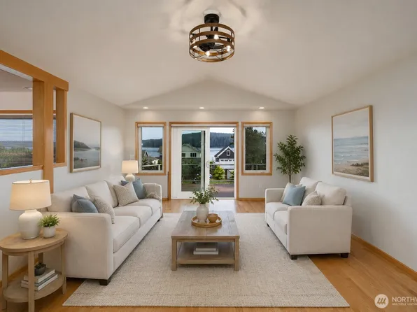 6404 Warren Street, Anacortes, WA 98221