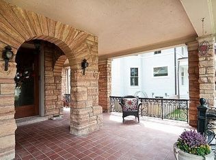 1031 Sheridan Rd, Evanston, IL 60202