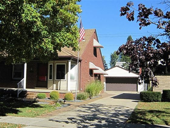 1st image of 2387 18th St