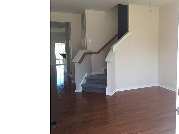 2nd image of 423 Afton Dr