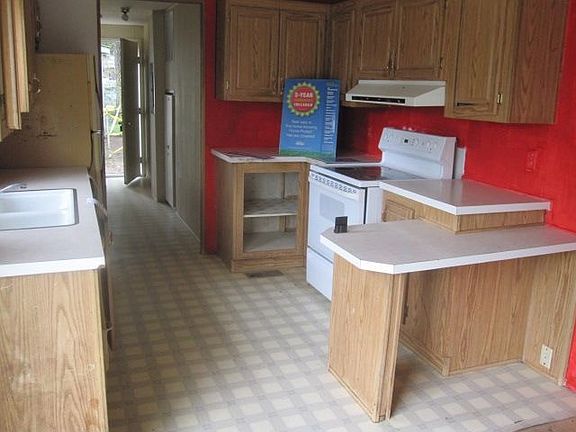 5th image of 25405 31st Ave E