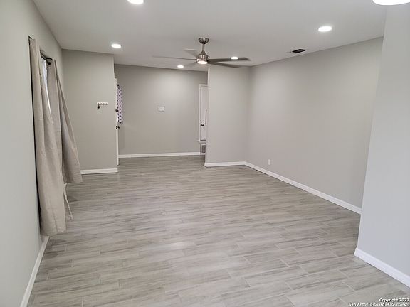 4th image of 5310 CASTLE WAY