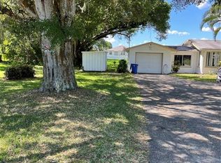 202 19th Ave NW #2, Ruskin, FL 33570