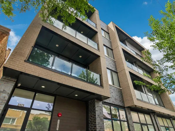 2423 W Fullerton Ave #4F, Chicago, IL 60647