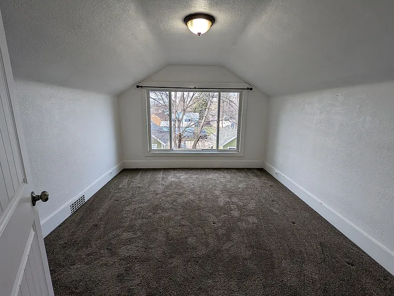 619 8th Ave S #619 — Photo 21