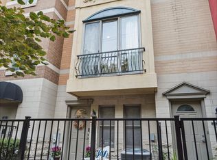 523 N Peoria St, Chicago, IL