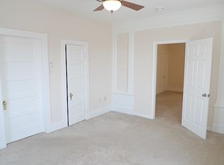 110 S Main St APT 2A, Nazareth, PA 18064