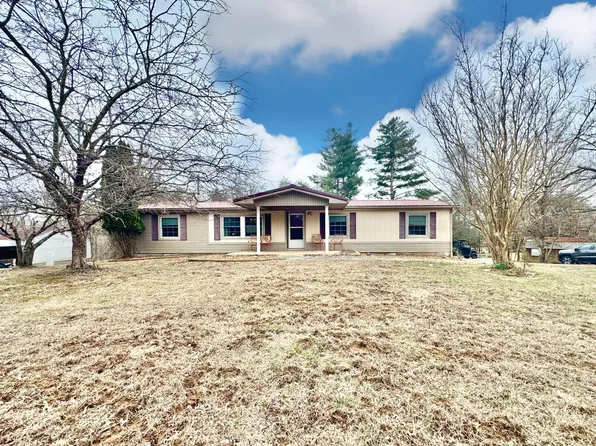 693 Scotts Chapel Rd, Jamestown, KY 42629