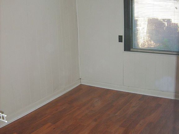 4th image of 1800 W Clinch Ave APT 12