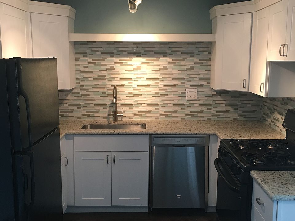 1st image of 1334 Yarmouth Ct
