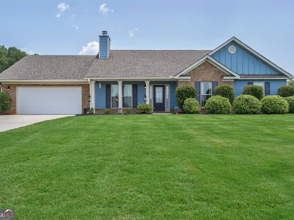 320 Highlands Dr, Winterville, GA 30683