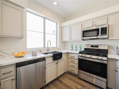 5155 W Tropicana Ave UNIT 2042, Las Vegas, NV, 89103