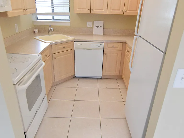 6508 Chasewood Dr #C — Photo 5