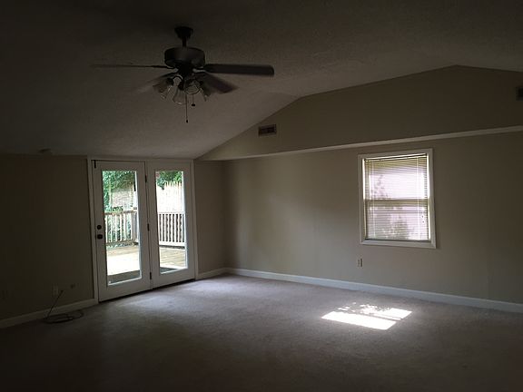 3rd image of 7381 Evanston Ave