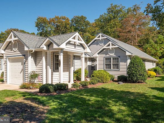 2nd image of 33822 Waterside Dr #28