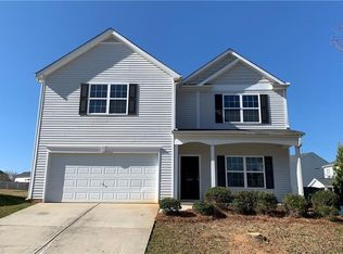 4807 Red Brush Dr, Mc Leansville, NC 27301