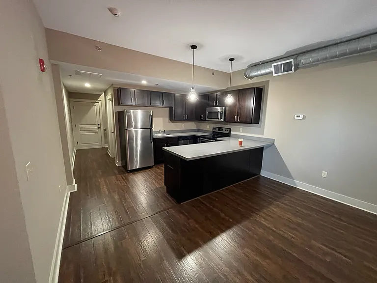 126-132 Franklin Ave #9 — Photo 2
