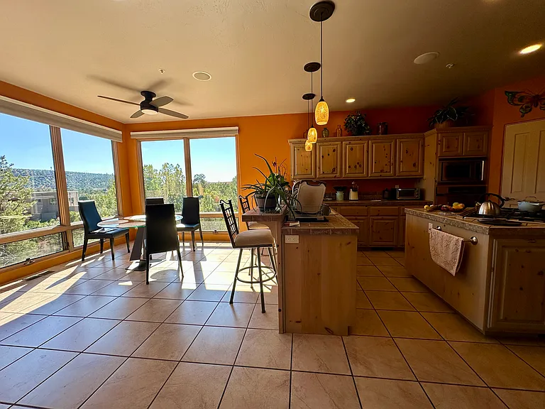 216 Calle Diamante — Photo 10