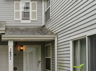 1431 Orleans Dr #1431, Mundelein, IL 60060