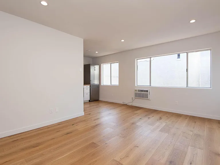 5935 Chula Vista Way #204 — Photo 7