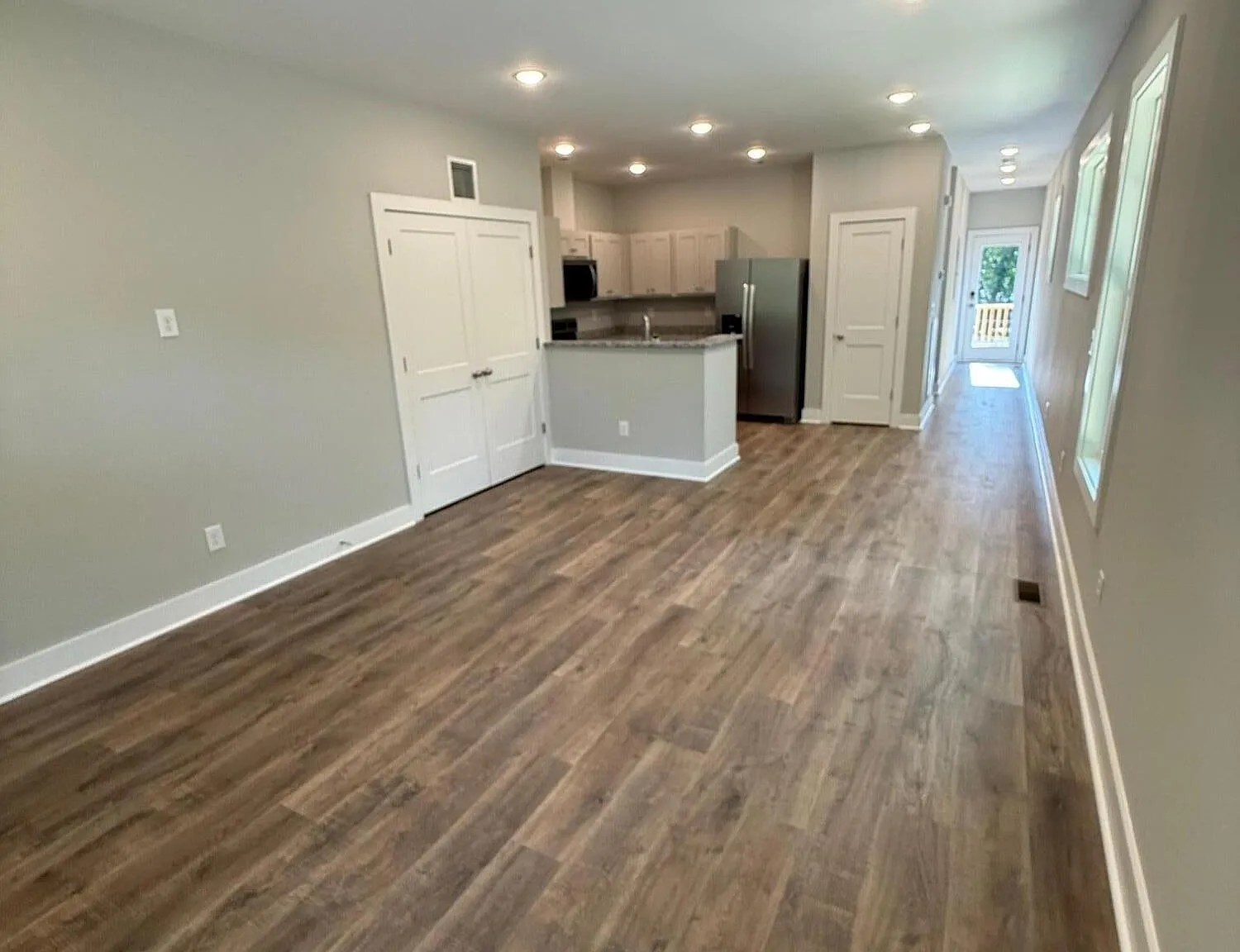 4 bed, 3.0 bath, $3,050 — Photo 2