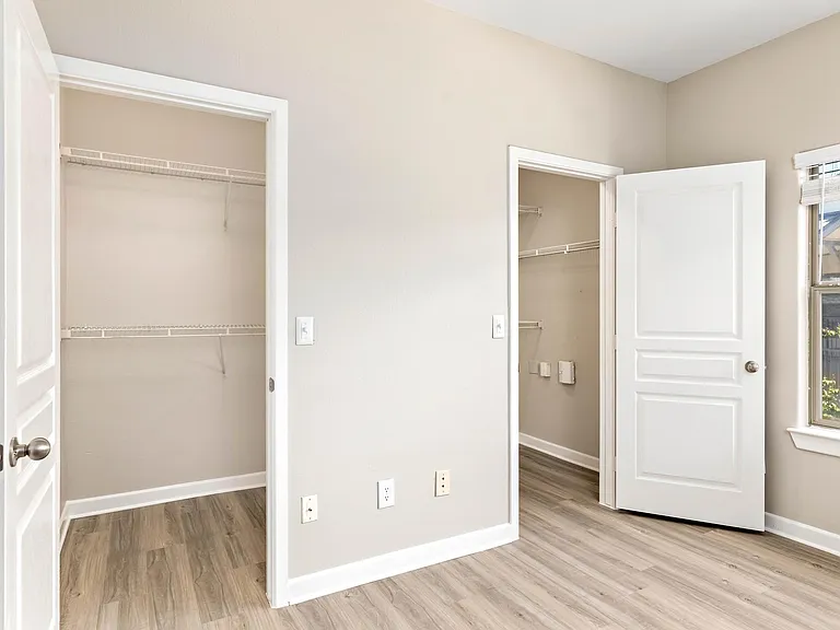 Niche Apartments — Photo 46