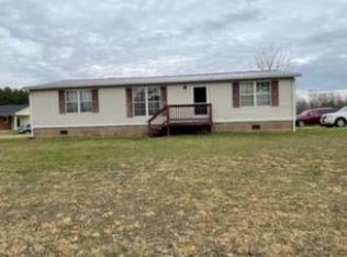 7189 Strawberry Rd, Chatham, VA 24531