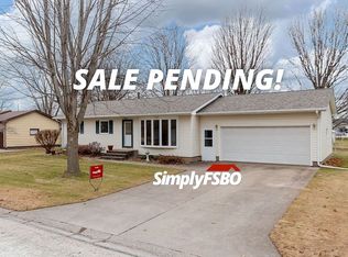 1304 14th St, Orion, IL 61273