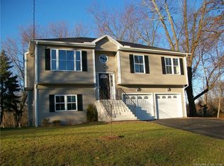 118 Quarry Rd, Glastonbury, CT 06033