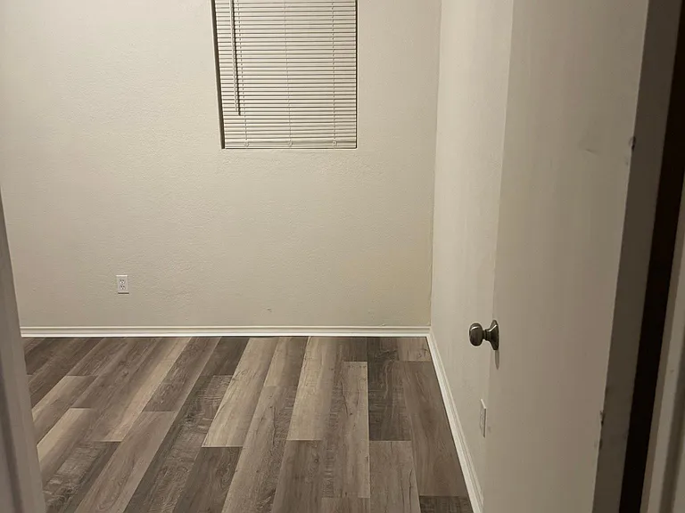 131 Coopwood Ave — Photo 2