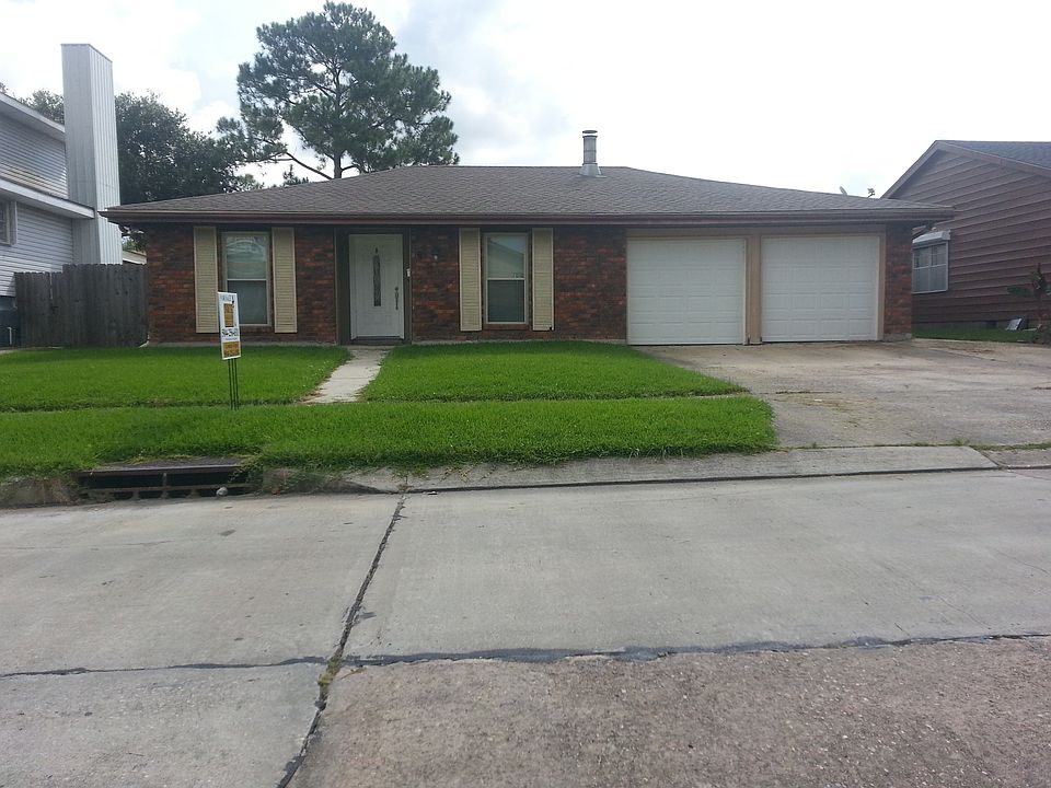 1st image of 819 Kathy St