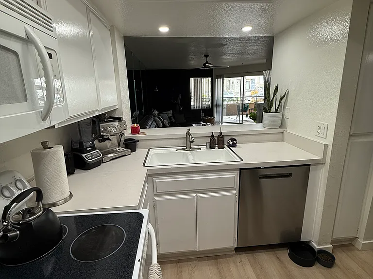 1200 Pacific Coast Hwy #106 — Photo 11