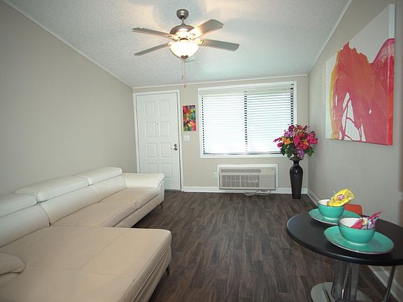 2nd image of 15604 SW 137th Ave #177