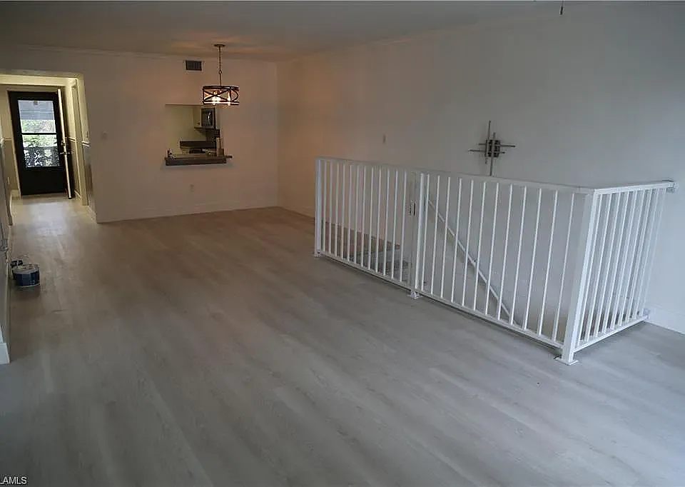 2 bed, 1700 sqft, $2,768 — Photo 4