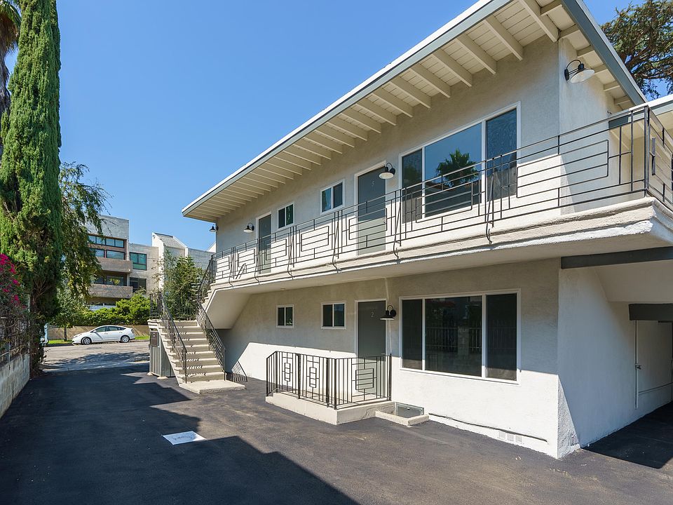 1st image of 2113 Glenada Ave