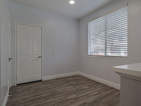 4th image of 1168 De Leon Dr