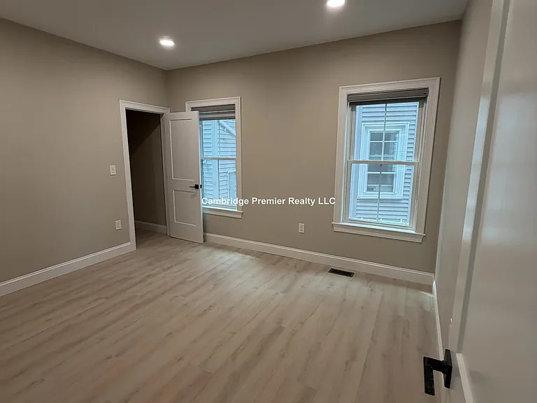 233 Highland Ave #1 — Photo 23