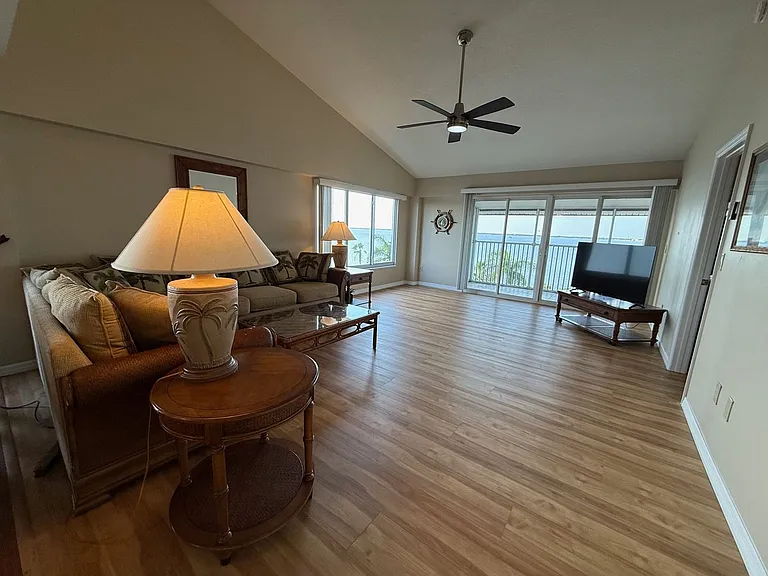 1477 Park Beach Cir #31 — Photo 10