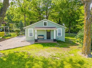 9033 Old Santa Fe Rd, Kansas City, MO 64138