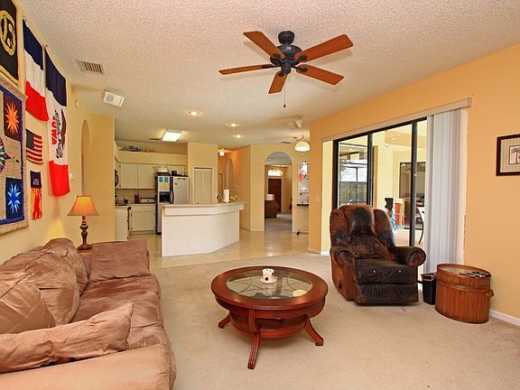 3rd image of 10205 Lockwood Pines Ln