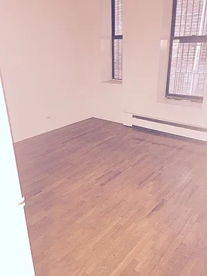 Rented by Nest Seekers International | media 9