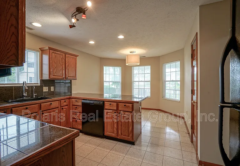 3882 Cornwallis Ln — Photo 10