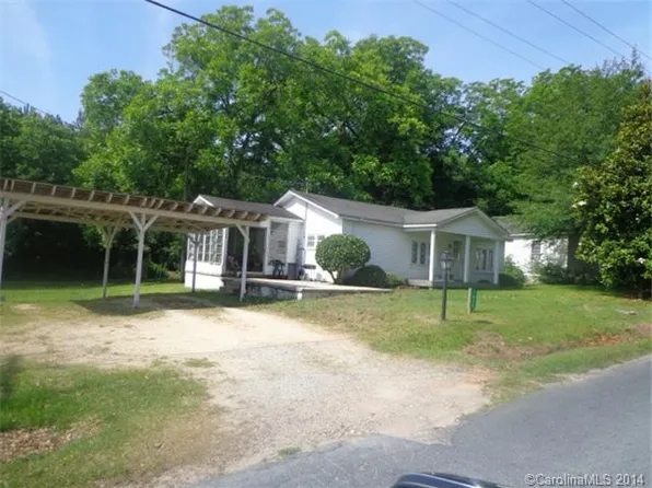 1024 Old Lilesville Rd, Wadesboro, NC 28170