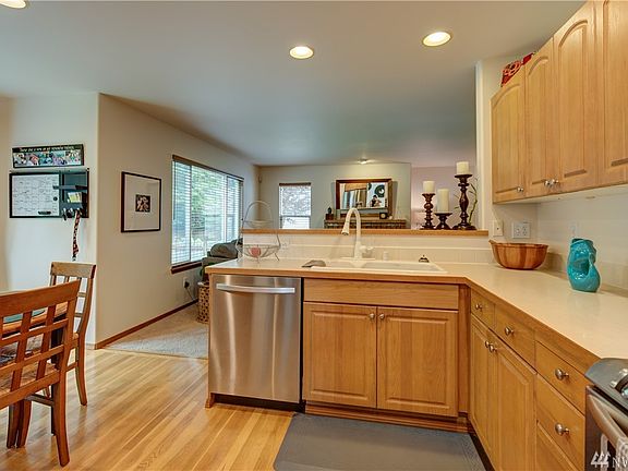 4th image of 15104 99th Avenue Ct E
