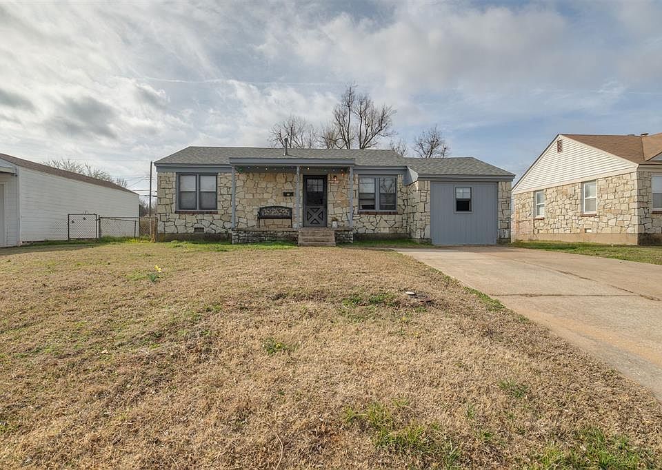 1st image of 4620 SE 21st St