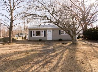 25 Harris Ave, Warren, RI 02885