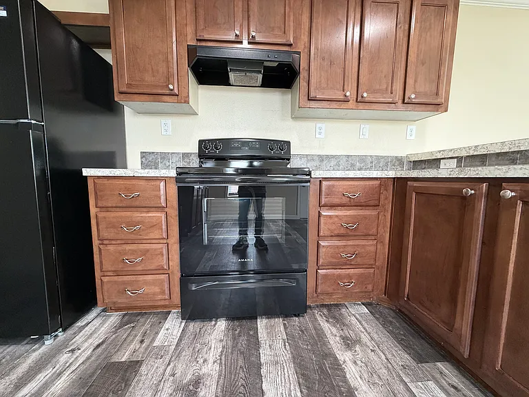 709 N Collins Fwy #180 — Photo 3